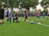 Laatste training S.K.N.W.K. JO7-1 van seizoen 2022-2023 (partijtje tegen de ouders) (16/130)